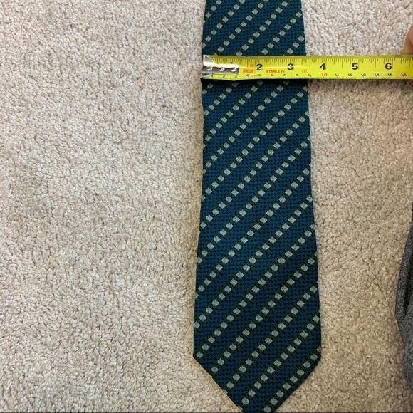 Giorgio Armani vintage green silk tie - Picture 6 of 7